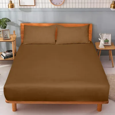 Royale Linens 300 Thread Count 100% Long Staple Combed Cotton Fitted Sheet- Super Soft Deep Pocket Sheet- Chocolate Fitted Sheet - Fitted Sheet Only - Elastic Sheet ( Chocolate)