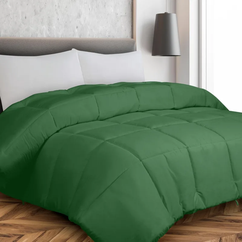 ROYALE Comforter - Helårsdyne med down alternative - Letvægtsquiltet dyne med hjørneflige - Blød luksusdyne i hotelkvalitet - Kassequiltet dyneindsats (Hunter Green)