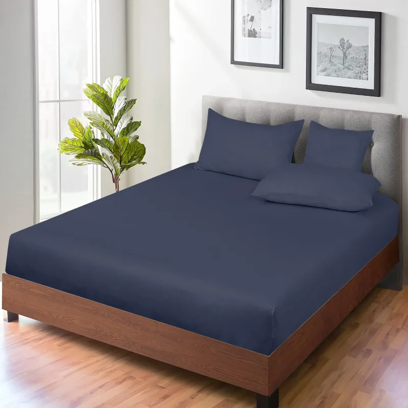 Royale Linens 300 Thread Count 100% Long Staple Combed Cotton Fitted Sheet - Super Soft Deep Pocket Bottom Sheet - Navy Fitted Sheet  -Fitted Sheet Only - Elastic Sheet ( Navy)