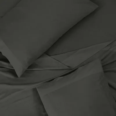 ROYALE LINEN 300 Thread Count 100% Long Staple Combed Cotton Sheet Set - 4 Piece Bed Sheet 1 Fitted Sheet, 1 Flat Sheet, 2 Pillow Case - Breathable, Cool & Crisp Percale Sheet Set (Black)