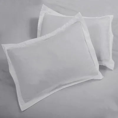 ROYALE LINENS White Duvet Cover - Duvet Cover Set - 3 Piece Double Brushed Duvet Covers with Zipper Closure, 1 Duvet Cover and 2 Pillow Shams