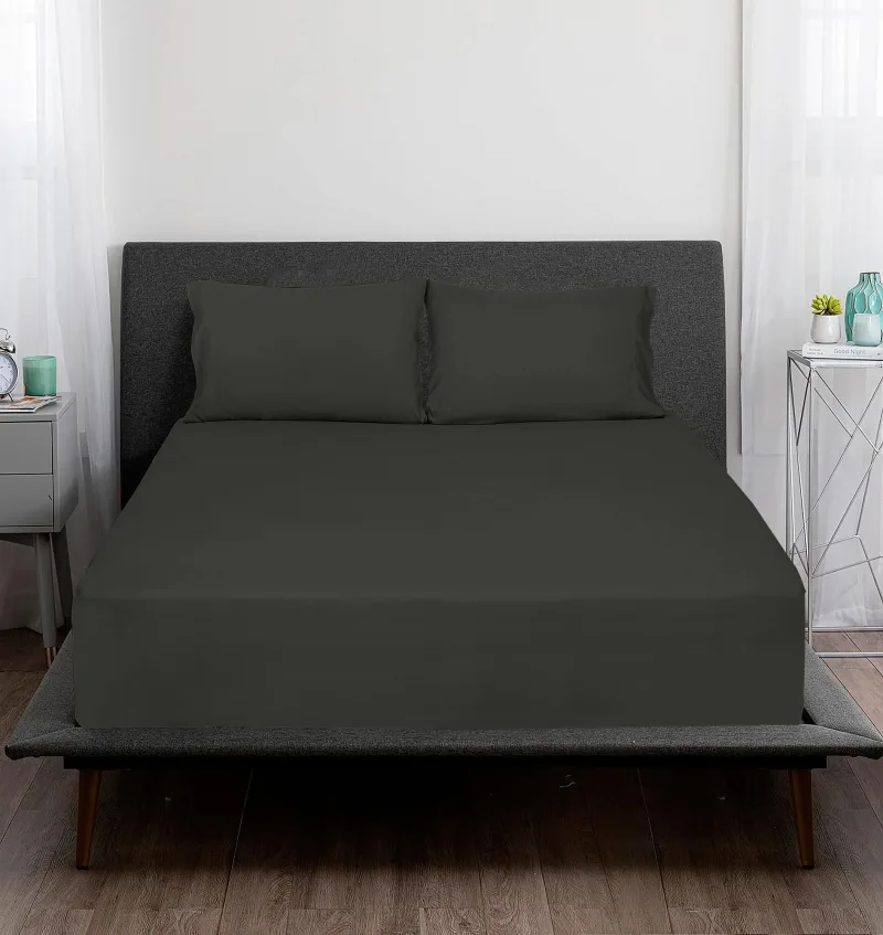 ROYALE LINEN 300 Thread Count 100% Long Staple Combed Cotton Sheet Set - 4 Piece Bed Sheet 1 Fitted Sheet, 1 Flat Sheet, 2 Pillow Case - Breathable, Cool & Crisp Percale Sheet Set (Black)