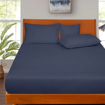 Royale Linens 300 Thread Count 100% Long Staple Combed Cotton Fitted Sheet - Super Soft Deep Pocket Bottom Sheet - Navy Fitted Sheet  -Fitted Sheet Only - Elastic Sheet ( Navy)