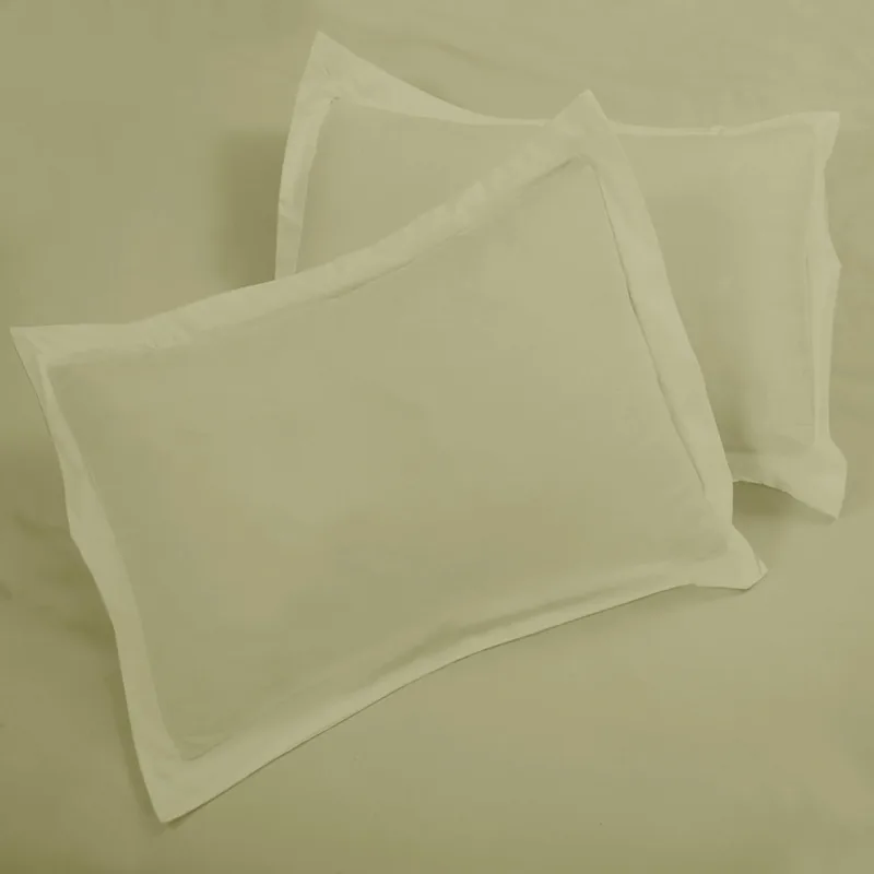 ROYALE LINENS White Duvet Cover - Duvet Cover Set - 3 Piece Double Brushed Duvet Covers with Zipper Closure, 1 Duvet Cover and 2 Pillow Shams