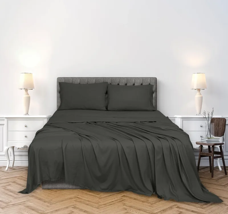 ROYALE LINEN 300 Thread Count 100% Long Staple Combed Cotton Sheet Set - 4 Piece Bed Sheet 1 Fitted Sheet, 1 Flat Sheet, 2 Pillow Case - Breathable, Cool & Crisp Percale Sheet Set (Black)