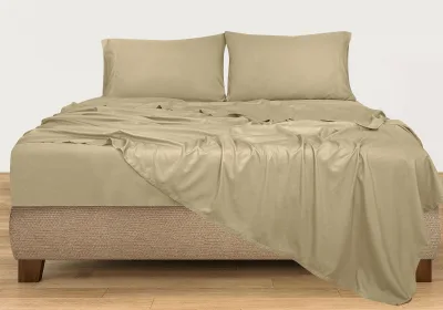 ROYALE LINENS 300 Thread Count 100% Long Staple Combed Cotton Sheet Set - 4 Piece Bed Sheet 1 Fitted Sheet, 1 Flat Sheet, 2 Pillow case - Breathable, Cool & Crisp Percale Sheet Set (Beige)